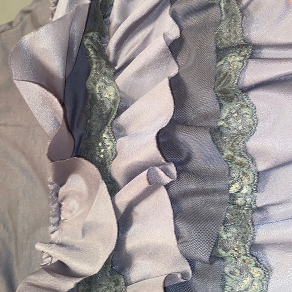 ruffled mini skirt - Picture 3 of 3